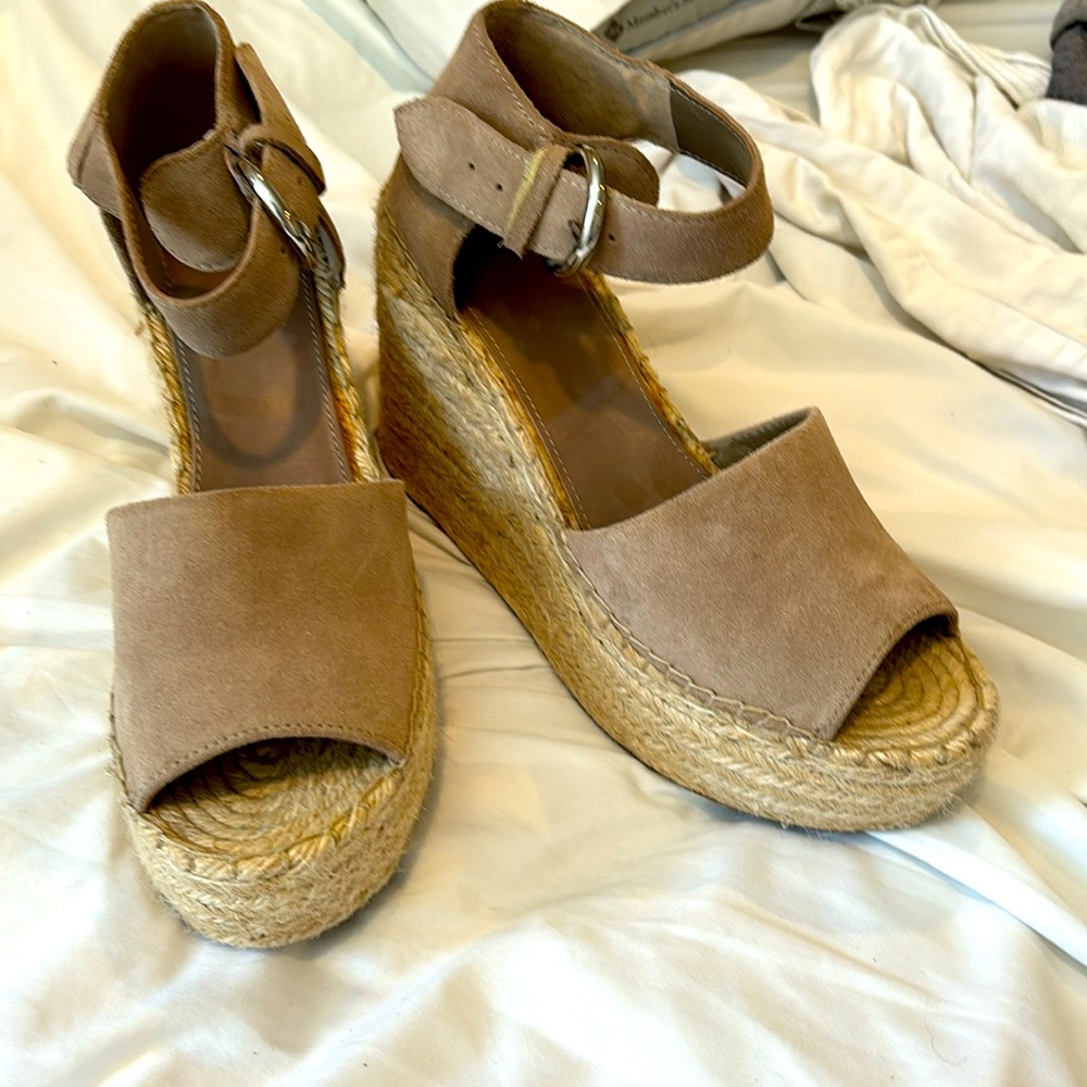 Marc fisher wedge sandal